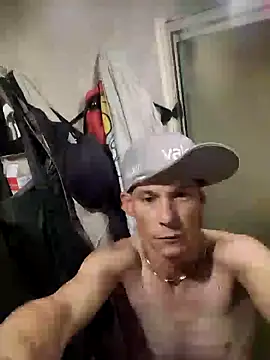 Snapshot of ILUV2TUCHMYKITTY chatting on 09-19-25, 12:17 ILUV2TUCHMYKITTY online show from 09-19-25, 12:17