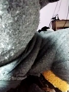 Snapshot of ngoclothingoc9en chatting on 03-17-25, 12:08 ngoclothingoc9en online show from 03-17-25, 12:08