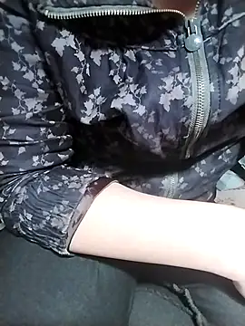 Snapshot of ngoclothingoc9en chatting on 03-18-25, 02:47 ngoclothingoc9en online show from 03-18-25, 02:47