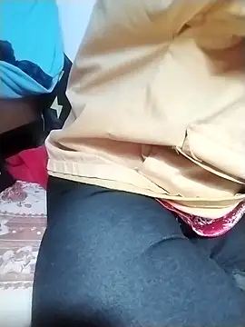 Snapshot of ngoclothingoc9en chatting on 03-20-25, 07:58 ngoclothingoc9en online show from 03-20-25, 07:58