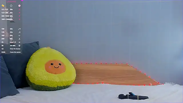 MarthaGees online show from 01-20-25, 06:32