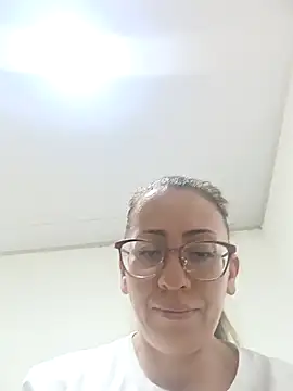 miss hanna07 online show from 02-15-25, 10:10
