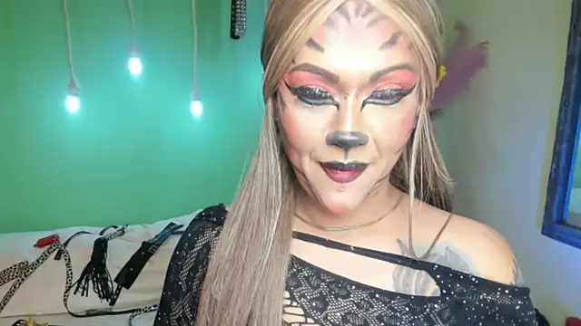 angelina james  online show from 10-13-25, 03:56