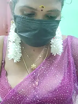 Snapshot of malliga98 chatting on 10-28-25, 05:59 malliga98 online show from 10-28-25, 05:59