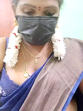 Snapshot of malliga98 chatting on 11-15-25, 06:37 malliga98 online show from 11-15-25, 06:37