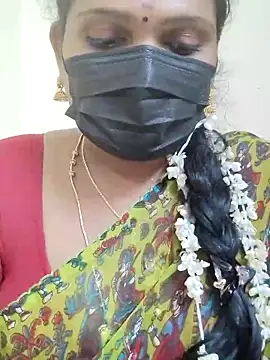 Snapshot of malliga98 chatting on 11-16-25, 06:35 malliga98 online show from 11-16-25, 06:35