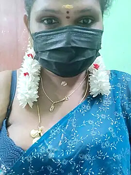 Snapshot of malliga98 chatting on 11-23-25, 07:35 malliga98 online show from 11-23-25, 07:35