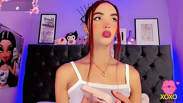 Snapshot of Babyenderlyn chatting on 10-12-25, 08:52 Babyenderlyn online show from 10-12-25, 08:52