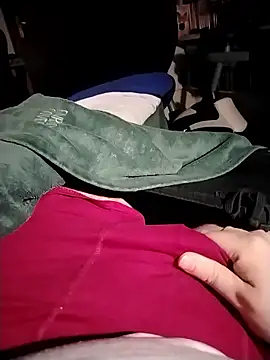 Snapshot of Nikart83 chatting on 01-06-26, 11:29 Nikart83 online show from 01-06-26, 11:29