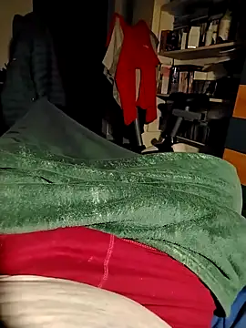 Snapshot of Nikart83 chatting on 03-01-26, 05:26 Nikart83 online show from 03-01-26, 05:26