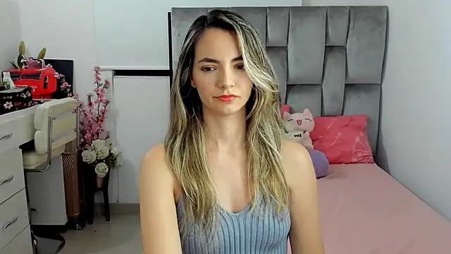 baby-miah online show from 10-10-25, 02:21