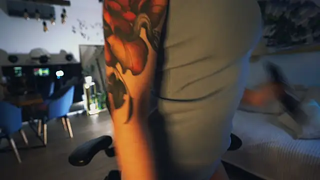 Leona Mell online show from 01-15-26, 11:08