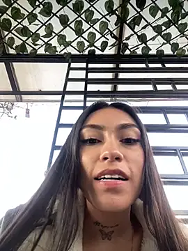 Effy Bonny online show from 01-17-25, 10:45