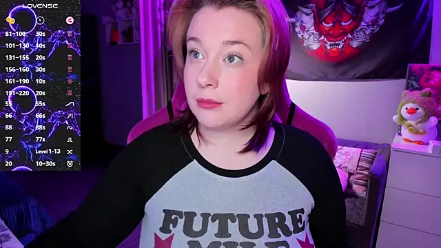 Snapshot of gitera_ chatting on 10-27-25, 10:47 gitera online show from 10-27-25, 10:47