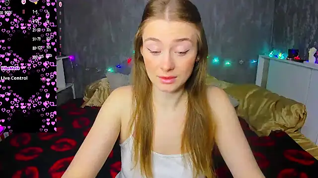 Demure Smile online show from 11-14-25, 02:21