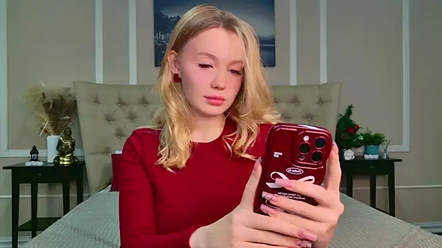 AliceMorr online show from 12-22-24, 08:16