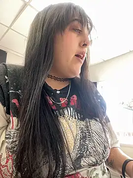 ThicBunz online show from 02-18-25, 03:43