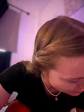 Piinkpandora online show from 10-29-25, 05:47