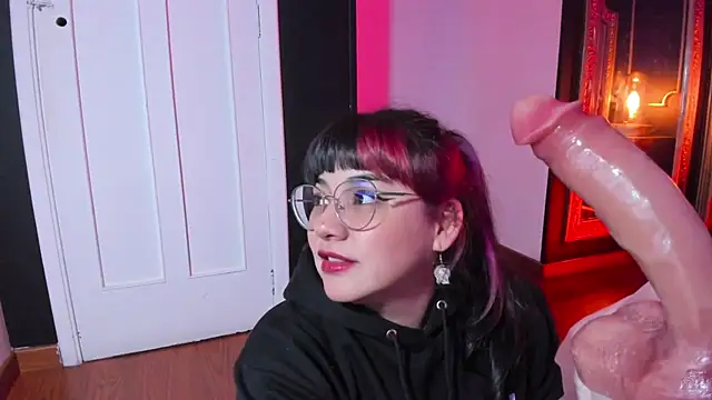 JeyLee online show from 12-18-24, 02:38