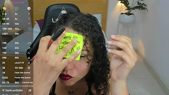 aixa 15 online show from 12-16-24, 03:22