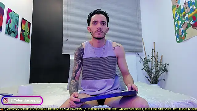 Tylergiuseppe  online show from 02-19-25, 09:36