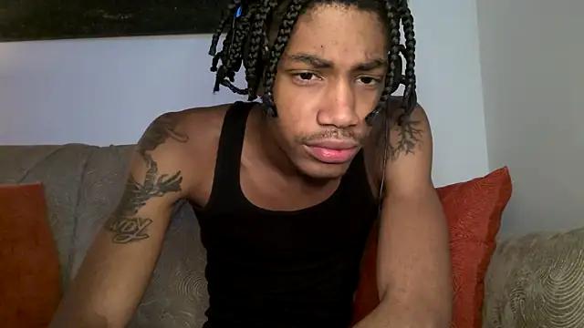 Snapshot of Skinnyblackman chatting on 11-26-25, 03:07 Skinnyblackman online show from 11-26-25, 03:07