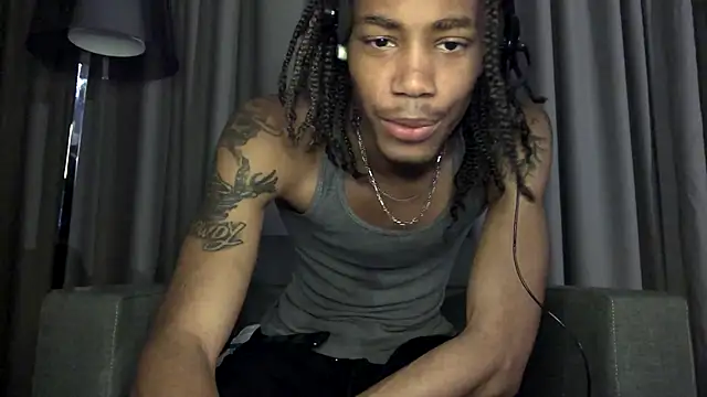 Snapshot of Skinnyblackman chatting on 01-08-26, 04:48 Skinnyblackman online show from 01-08-26, 04:48