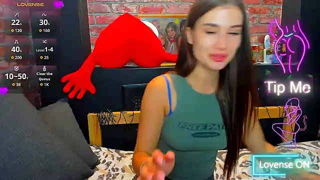 Snapshot of UrJoyy chatting on 10-19-25, 02:18 UrJoyy online show from 10-19-25, 02:18