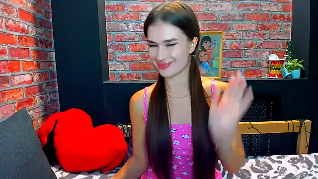 Snapshot of UrJoyy chatting on 10-28-25, 03:04 UrJoyy online show from 10-28-25, 03:04