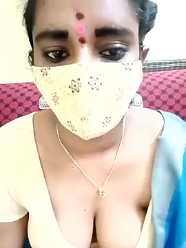 Snapshot of anisha91 chatting on 02-22-25, 12:49 anisha91 online show from 02-22-25, 12:49