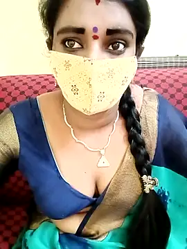 Snapshot of anisha91 chatting on 03-10-25, 07:42 anisha91 online show from 03-10-25, 07:42