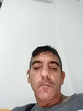 Snapshot of Egemen2245 chatting on 11-13-25, 09:25 Egemen2245 online show from 11-13-25, 09:25