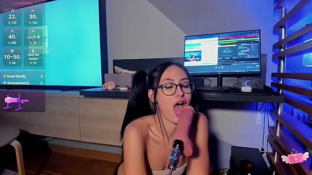 MiaJeanns online show from 09-22-25, 05:48