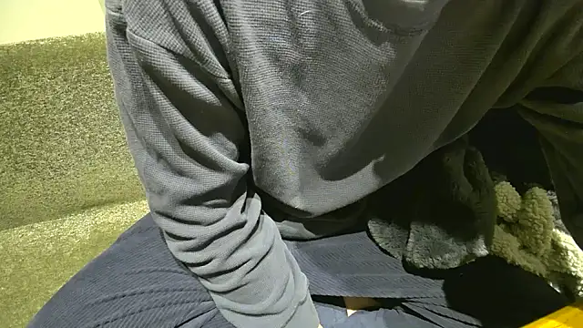 atom0407 online show from 12-29-24, 04:19