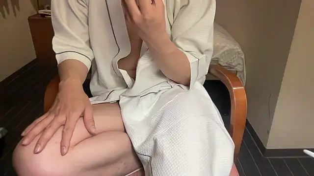 atom0407 online show from 02-19-25, 02:34