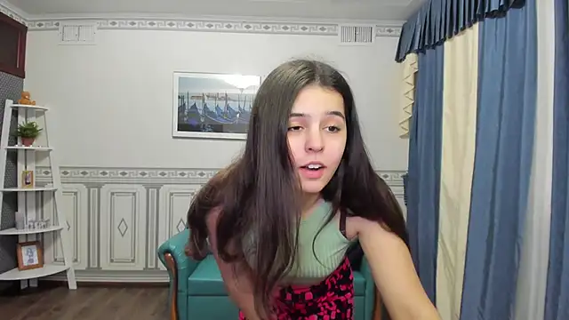 Molly Owens online show from 02-09-25, 01:03