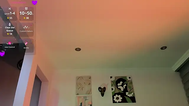 Snapshot of Louisaclaire chatting on 03-09-25, 04:49 Louisaclaire online show from 03-09-25, 04:49