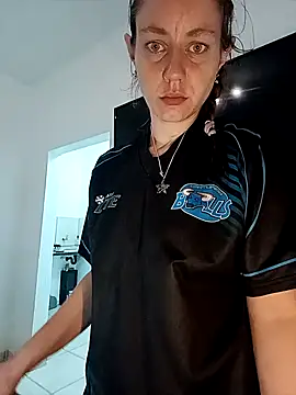 Snapshot of Missmesexycouple69 chatting on 11-19-25, 03:12 Missmesexycouple69 online show from 11-19-25, 03:12