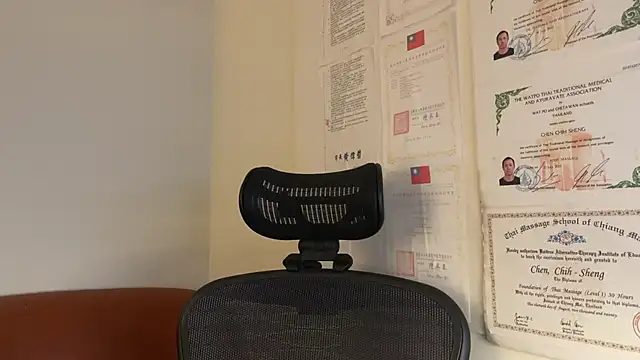 chih515 online show from 01-24-25, 08:23