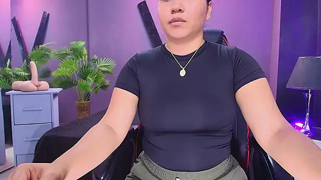 AmorMia online show from 10-06-25, 07:33