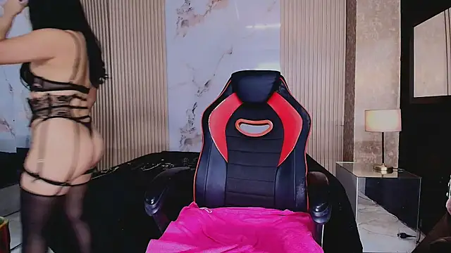 AmorMia online show from 10-22-25, 07:57