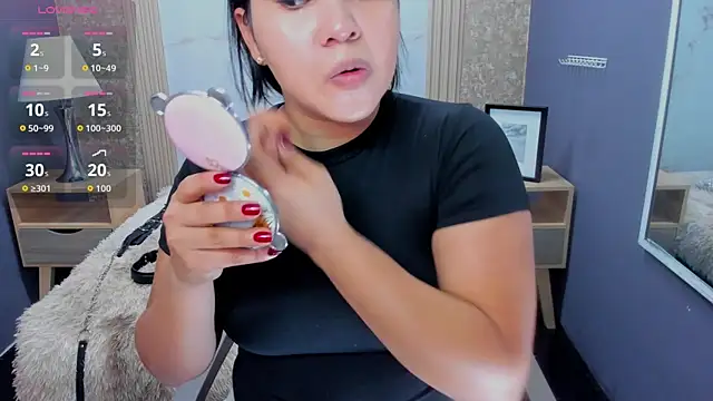 AmorMia online show from 11-19-25, 07:58