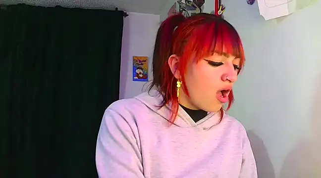 Snapshot of lucycherry__ chatting on 01-22-25, 01:10 lucycherry online show from 01-22-25, 01:10