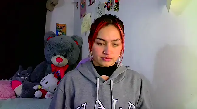 Snapshot of lucycherry__ chatting on 03-07-25, 04:02 lucycherry online show from 03-07-25, 04:02