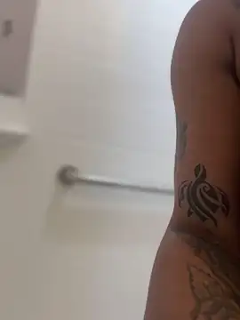 Snapshot of PrettyGal_Tingz chatting on 02-04-25, 04:59 PrettyGal Tingz online show from 02-04-25, 04:59