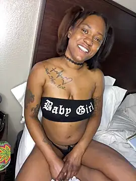 Snapshot of PrettyGal_Tingz chatting on 02-15-25, 10:22 PrettyGal Tingz online show from 02-15-25, 10:22