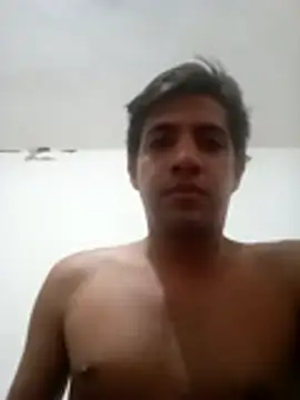 Snapshot of LiosArmando420 chatting on 11-18-25, 12:05 LiosArmando420 online show from 11-18-25, 12:05