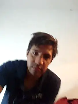 Snapshot of LiosArmando420 chatting on 11-30-25, 03:16 LiosArmando420 online show from 11-30-25, 03:16