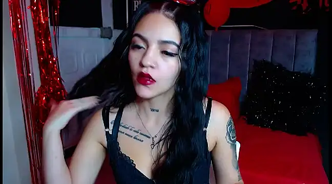 Violettasquirt online show from 03-19-25, 09:37