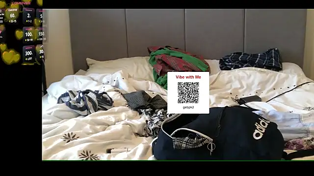 Snapshot of lolaisagoodtime chatting on 01-15-25, 11:43 lolaisagoodtime online show from 01-15-25, 11:43